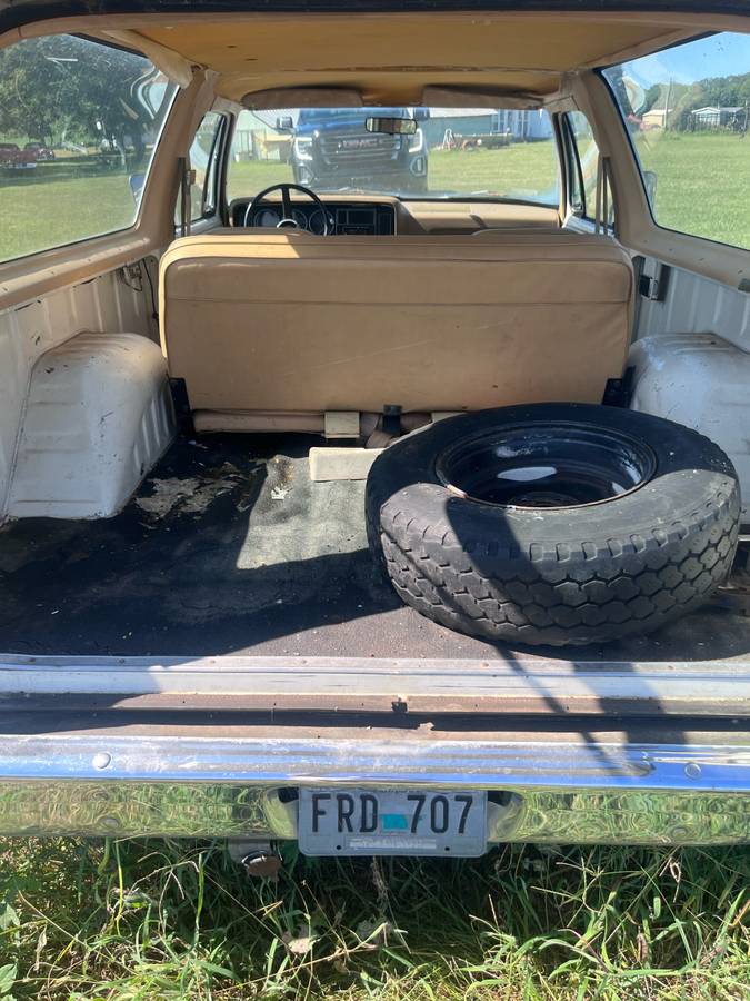 Dodge-ramcharger-1982-white-6