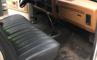 Dodge-ramcharger-1985-8