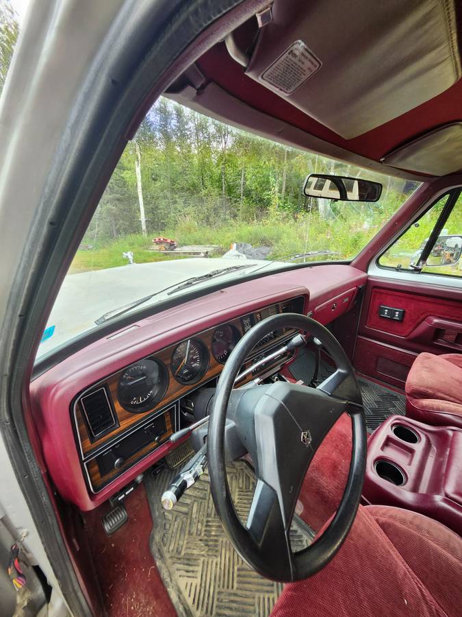 Dodge-ramcharger-1990-red-7