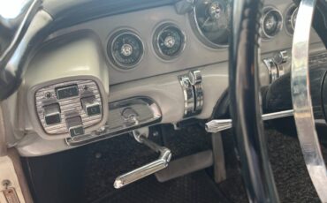 Dodge-royal-1956-white-8