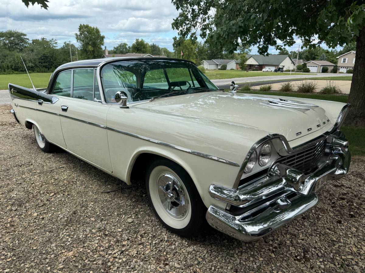 Dodge-royal-lancer-1958-white