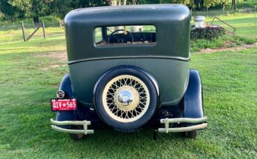 Dodge-sedan-1931-green-14