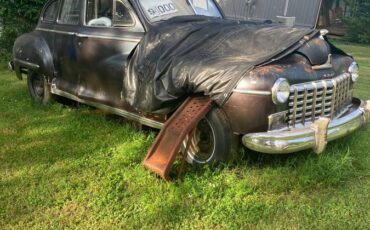 Dodge-sedan-1948-black-9