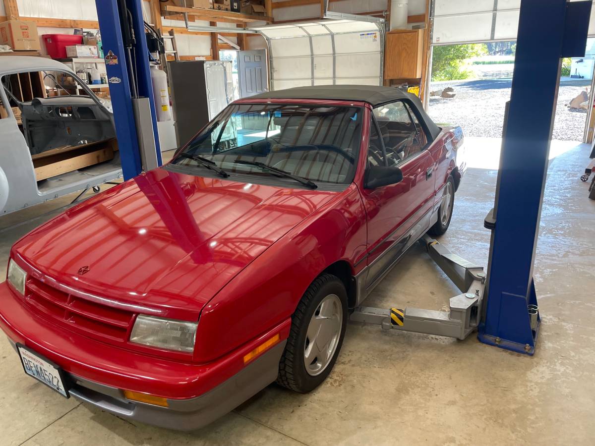 Dodge-shadow-1991-red-17