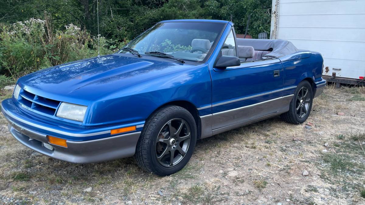 Dodge-shadow-convertible-1991-blue-10
