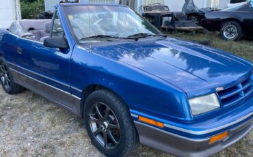 Dodge-shadow-convertible-1991-blue