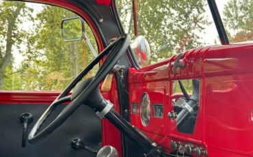 Dodge-stake-truck-1947-red-15