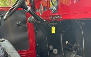 Dodge-stake-truck-1947-red-17