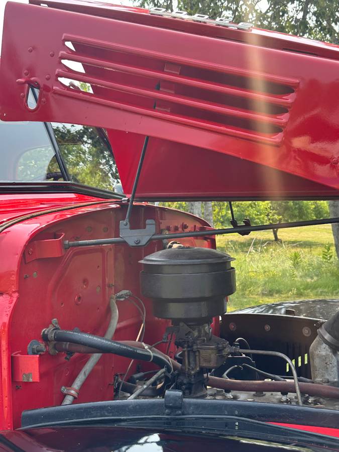 Dodge-stake-truck-1947-red-9
