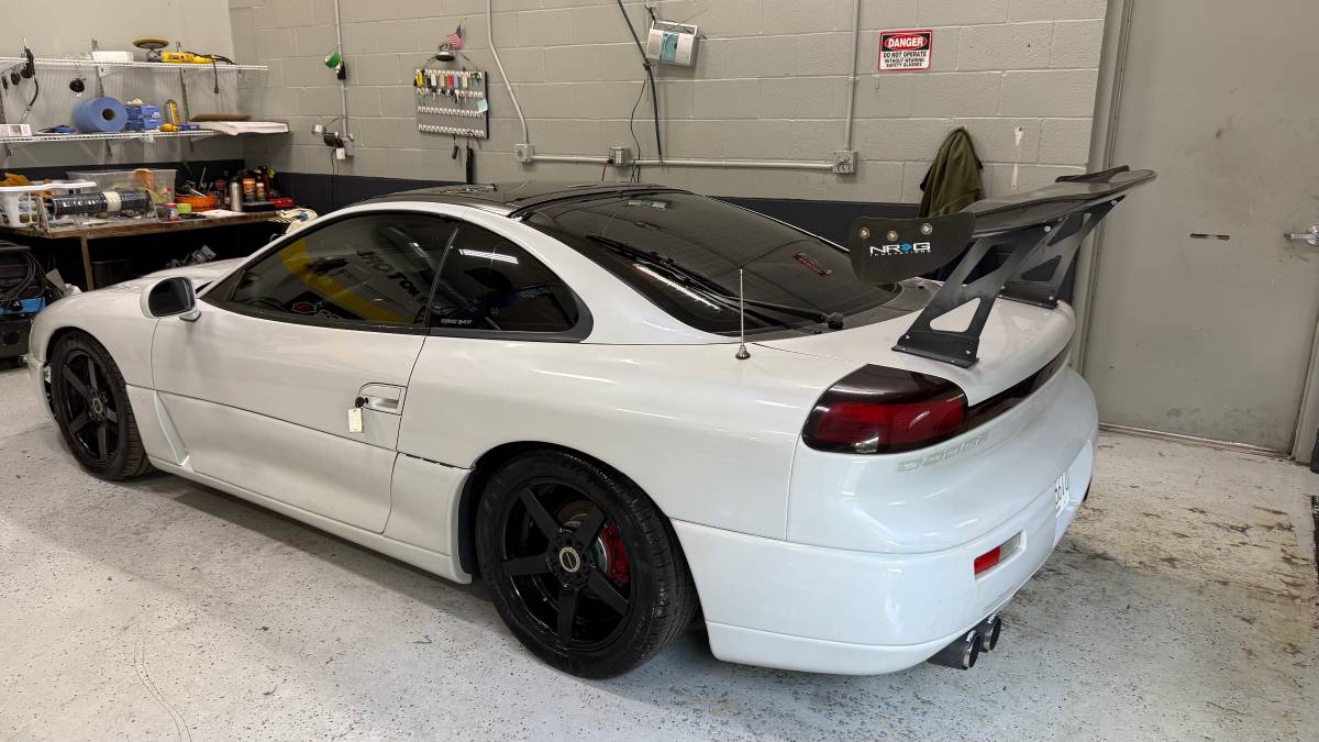 Dodge-stealth-1994-white-4