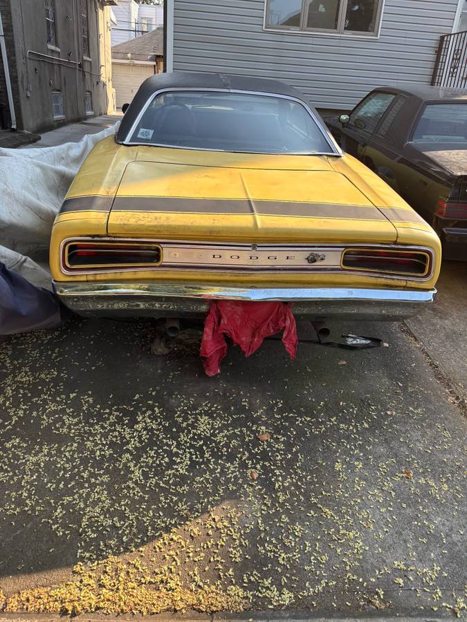 Dodge-superbee-1970-yellow-1