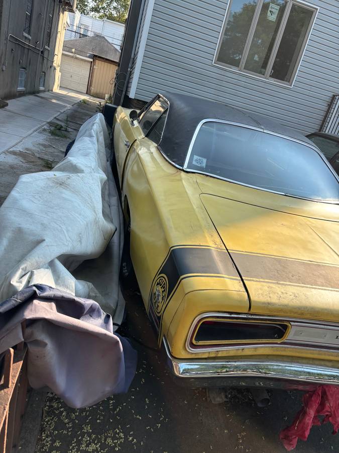 Dodge-superbee-1970-yellow-2
