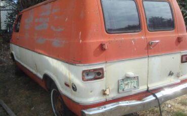 Dodge-tradesman-b200-b-200-1972-1