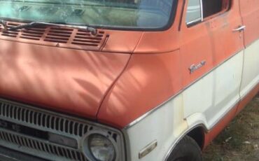 Dodge-tradesman-b200-b-200-1972