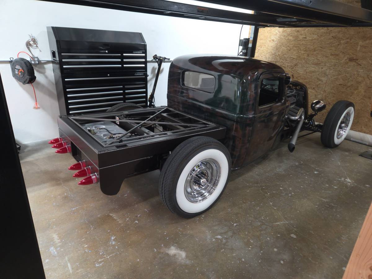Dodge-truck-1937-brown-2