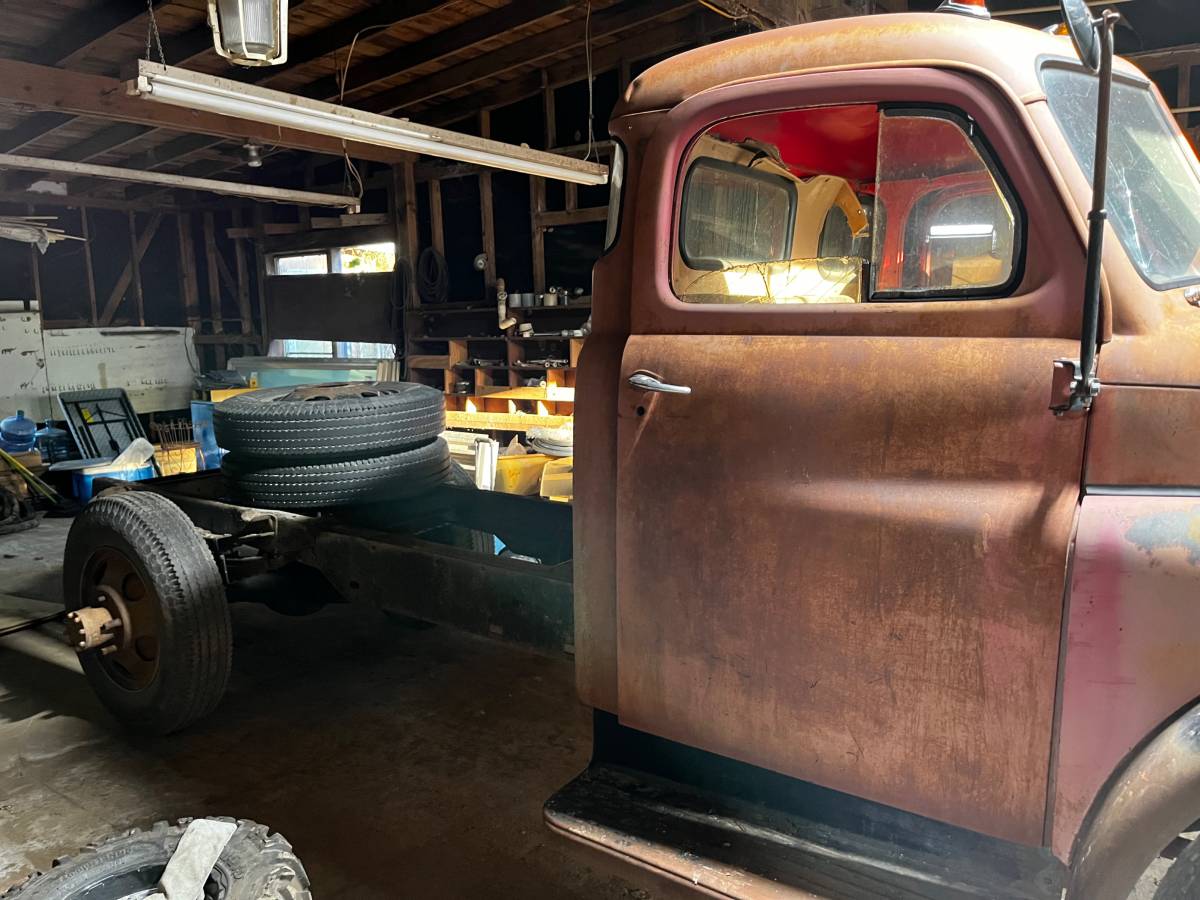 Dodge-truck-1951-11