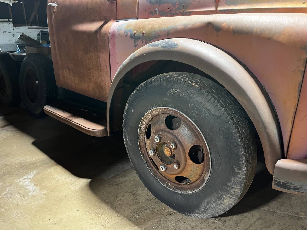 Dodge-truck-1951-18