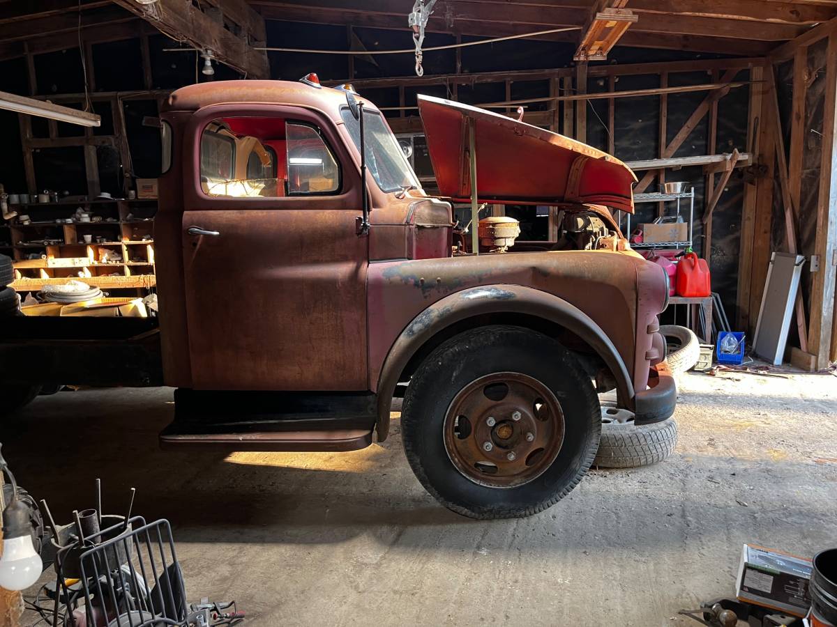Dodge-truck-1951-2