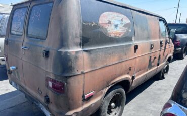 Dodge-van-1975-brown-8
