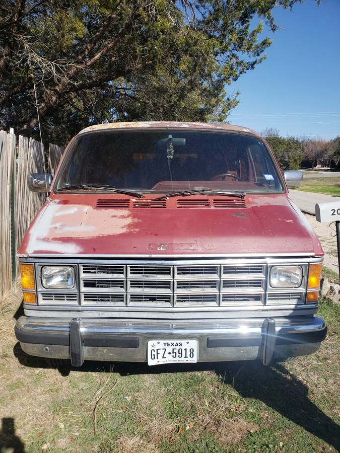 Dodge-van-rmw-1987-red