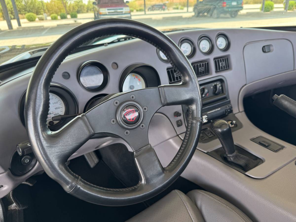 Dodge-viper-rt10-1994-17