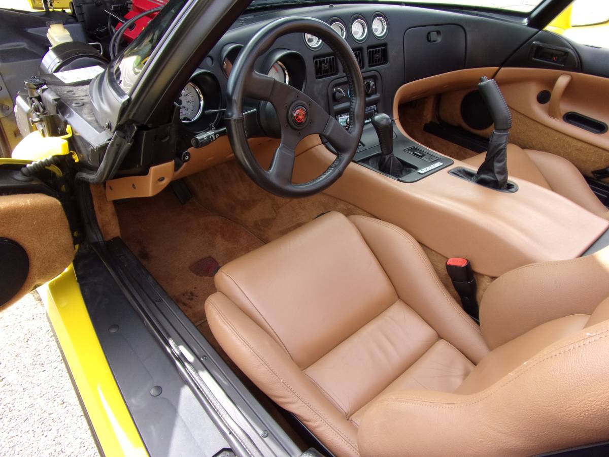 Dodge-viper-rt10-1995-yellow-12