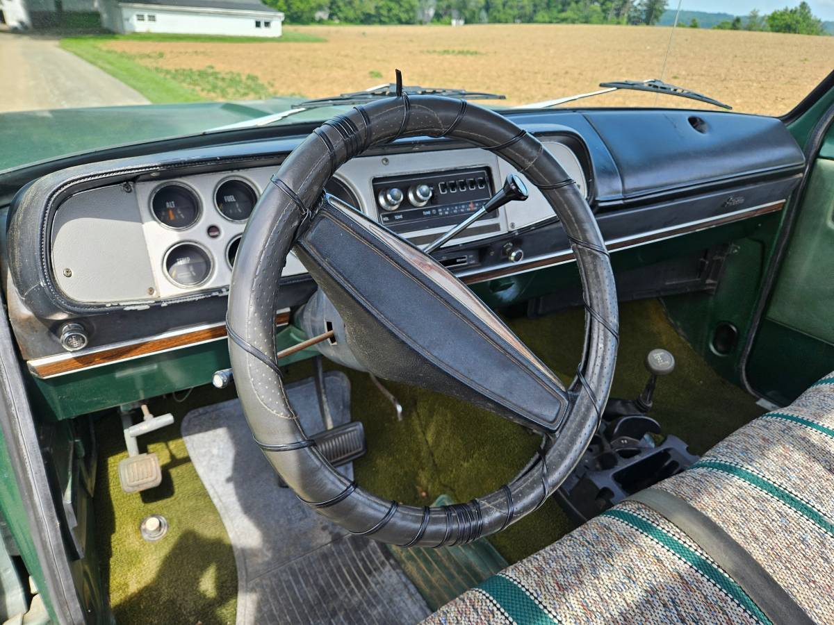 Dodge-w-10-1978-green-7