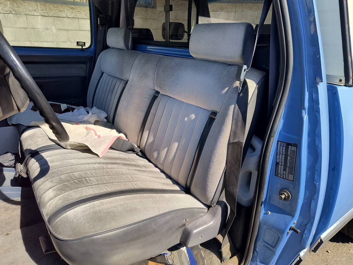 Dodge-w-350-diesel-1990-blue-10