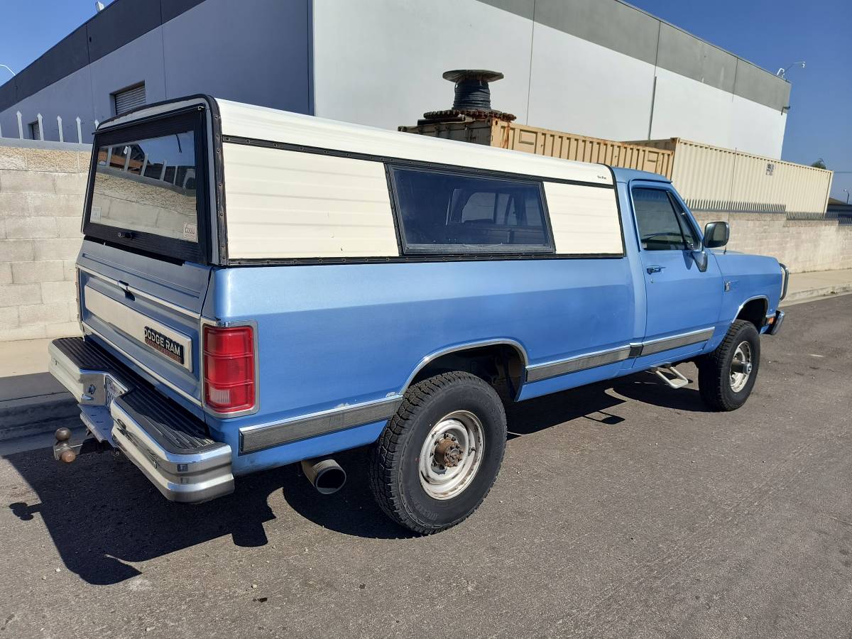 Dodge-w-350-diesel-1990-blue-8