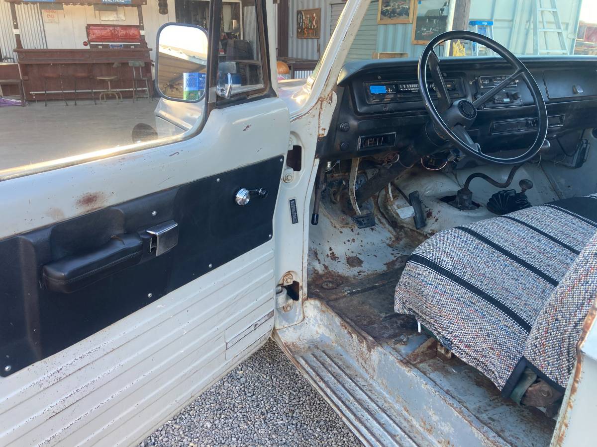 Dodge-w100-1969-grey-8