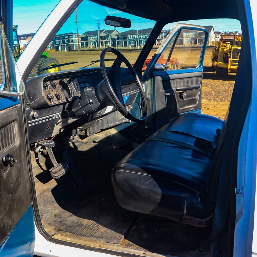 Dodge-w150-1978-white-11