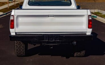 Dodge-w150-1978-white-14