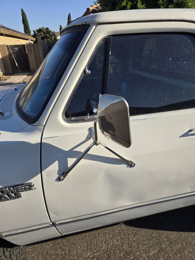 Dodge-w150-1984-white-11