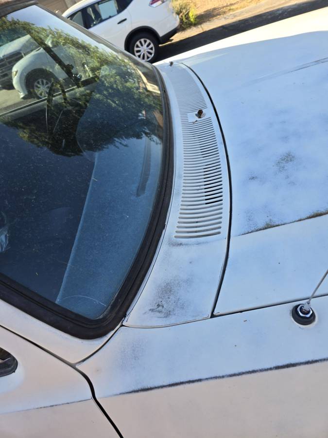 Dodge-w150-1984-white-3