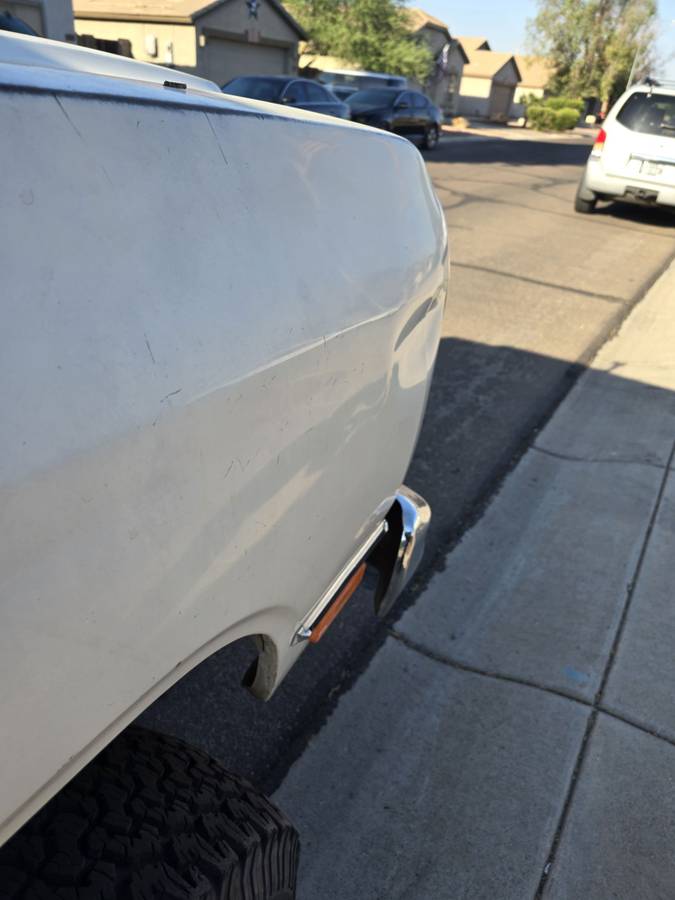 Dodge-w150-1984-white-4