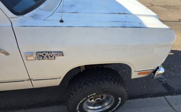 Dodge-w150-1984-white-5