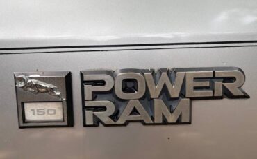Dodge-w150-1990-silver-5
