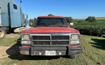 Dodge-w150-1991-red-2