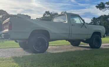Dodge-w200-1977-green-1