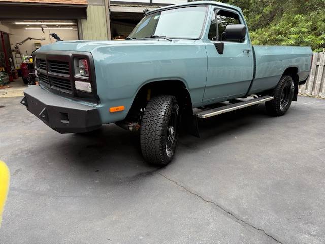 Dodge-w250-diesel-1992-blue-2