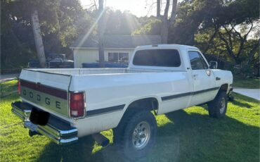 Dodge-w250-diesel-1992-white-4