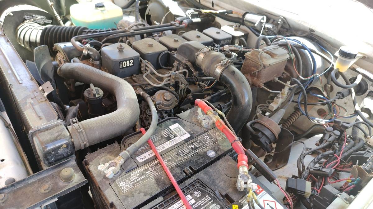 Dodge-w250-diesel-1992-white-4