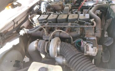 Dodge-w250-diesel-1992-white-5