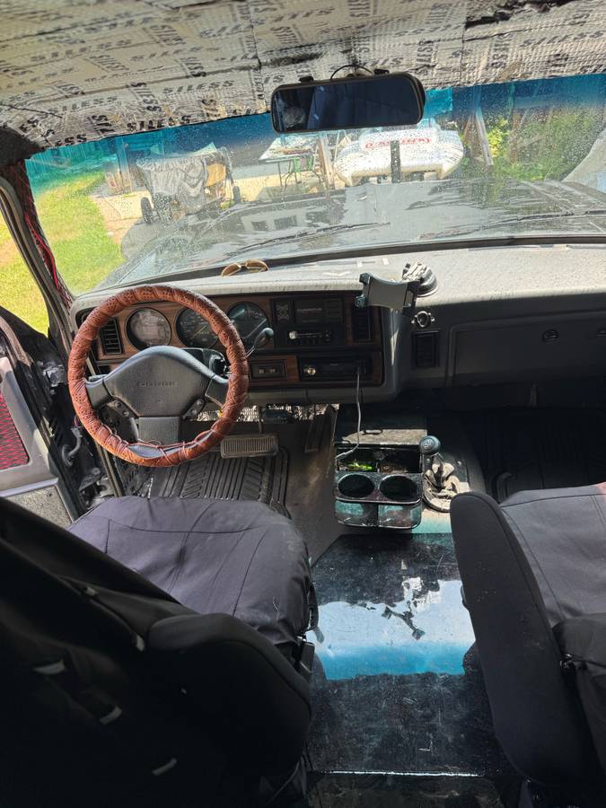 Dodge-w250-diesel-1993-black-17