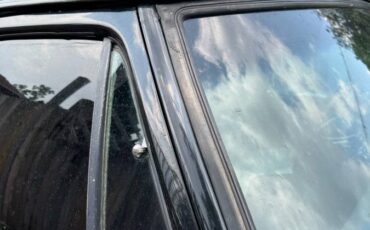 Dodge-w250-diesel-1993-black-20