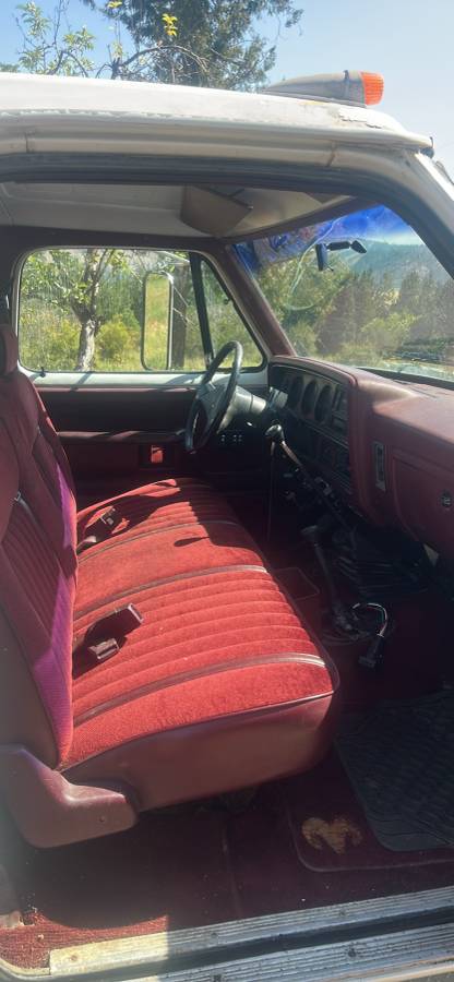 Dodge-w350-diesel-1990-white-7