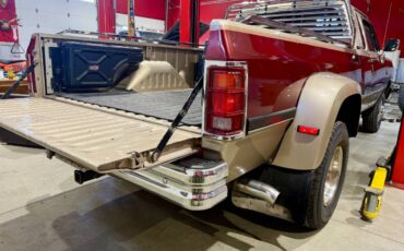 Dodge-w350-diesel-1991-brown-3