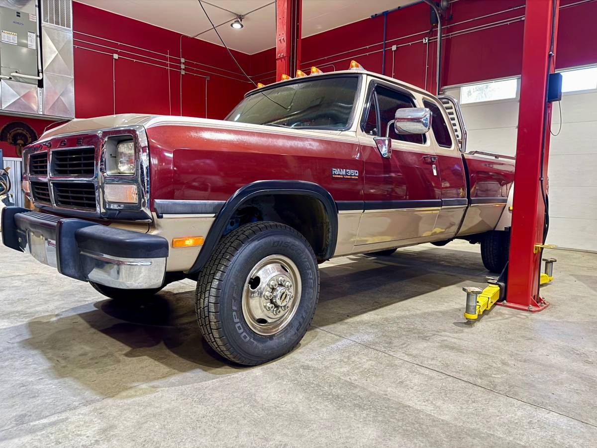 Dodge-w350-diesel-1991-brown-8
