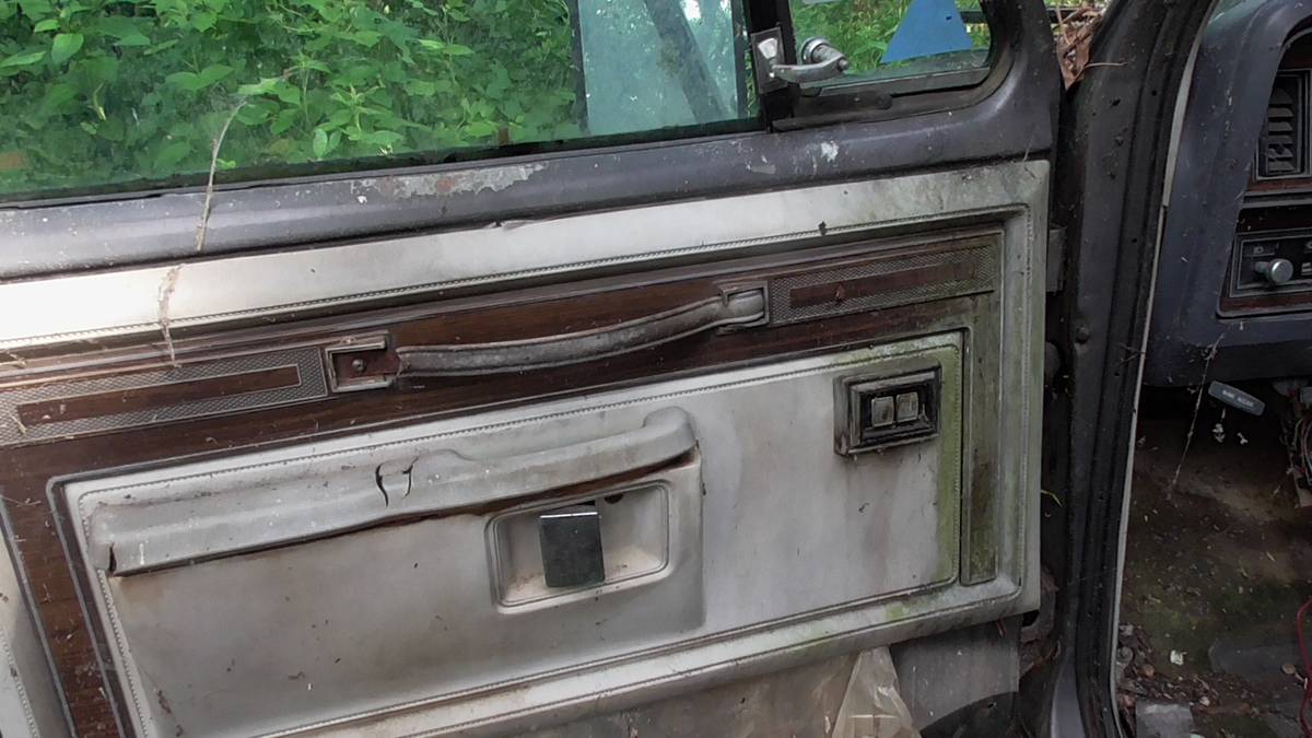 Dodge-w350-royal-se-1985-grey-1