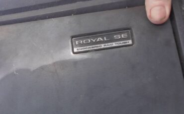 Dodge-w350-royal-se-1985-grey-5